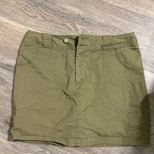 St. John's Bay Stretch green Skirt